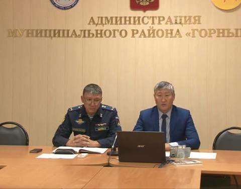 Горнайдааҕы улуус дьаһалтата быстах хомуурга барбыт биир дойдулаахтарбытыгар уонна кинилэр дьиэ кэргэннэригэр муниципальнай көмөнү олохтоото