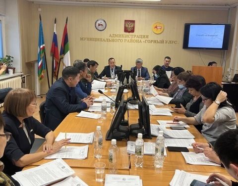 Заседание 32 сессии Улусного Совета депутатов муниципального района «Горный улус» шестого созыва